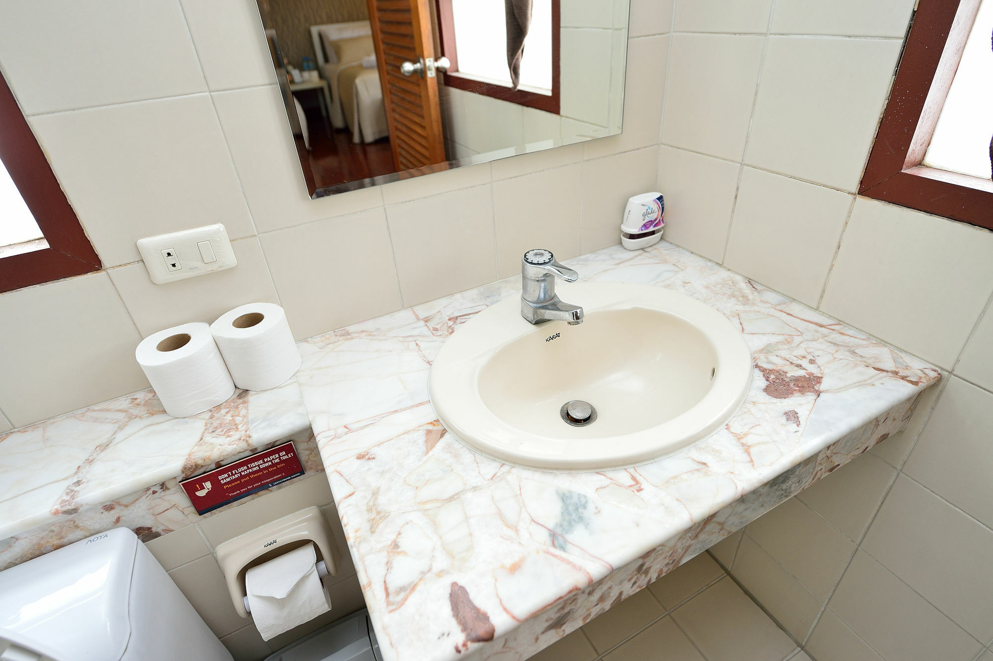 Lost And Found Bed And Breakfast Μπανγκόκ Εξωτερικό φωτογραφία